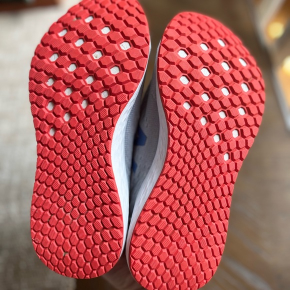 New Balance Womens Wariscw3 Blue Running Shoes Size 5.5 EUC - Picture 7 of 9